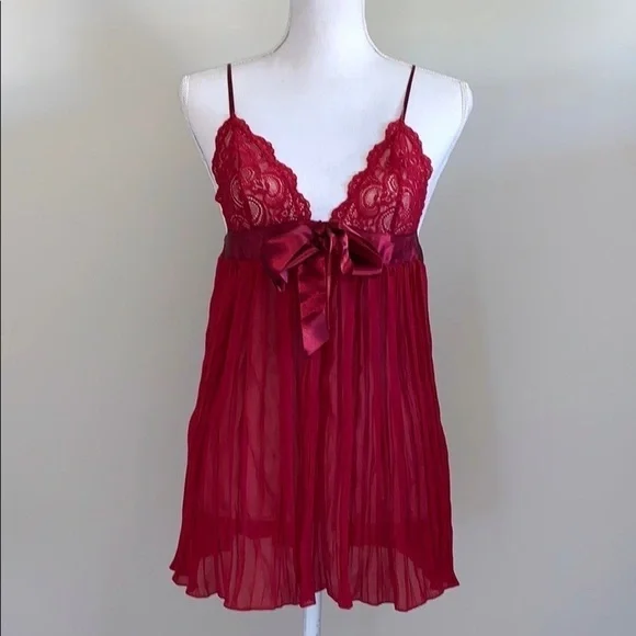 Victoria’s Secret Pleated Babydoll Top